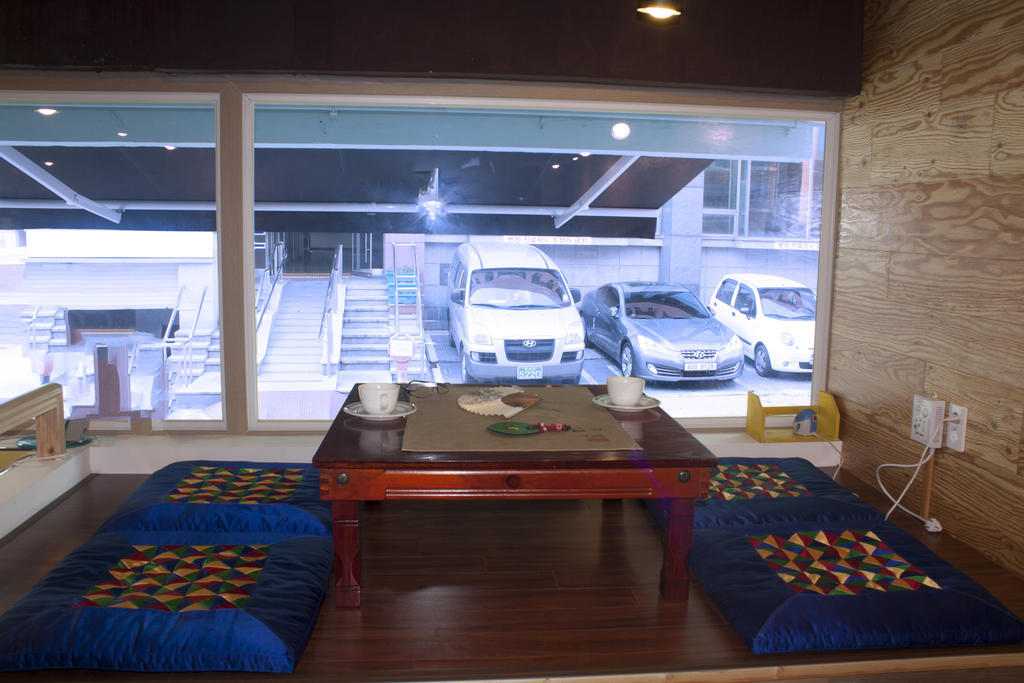 Nearest Guesthouse Jeonju Buitenkant foto